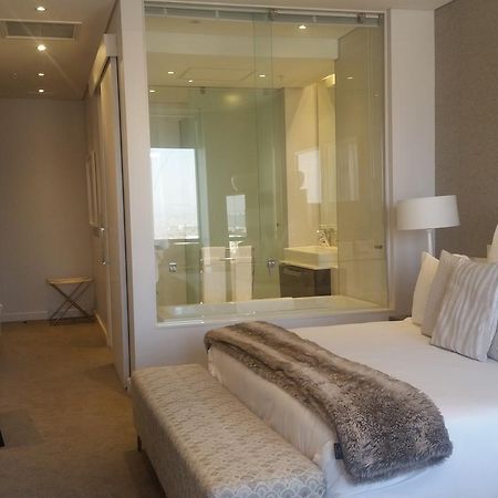615 Sandton Skye Йоханесбург Екстериор снимка
