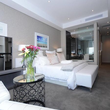 615 Sandton Skye Йоханесбург Екстериор снимка