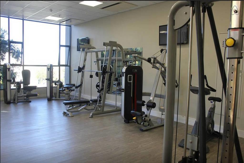 615 Sandton Skye Йоханесбург Екстериор снимка