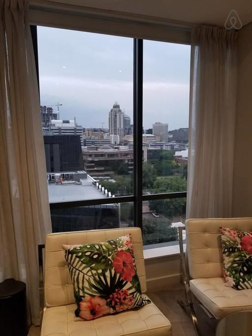 615 Sandton Skye Йоханесбург Екстериор снимка