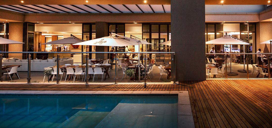 615 Sandton Skye Йоханесбург Екстериор снимка