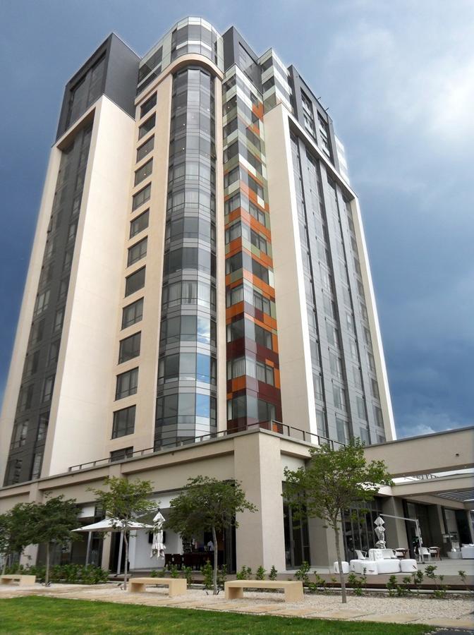 615 Sandton Skye Йоханесбург Екстериор снимка